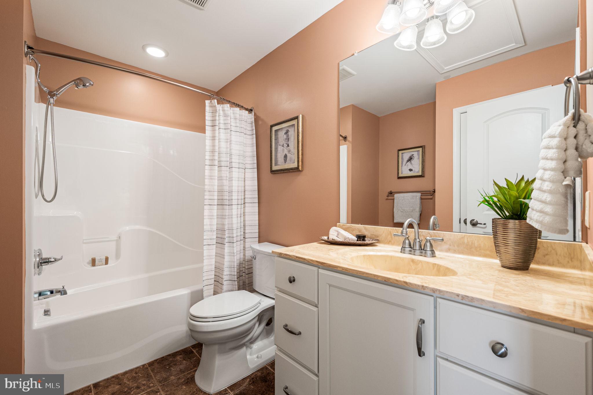 ARBOURS AT W GOSHEN - Residential