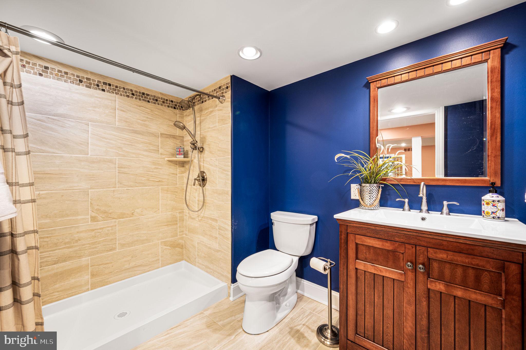 ARBOURS AT W GOSHEN - Residential