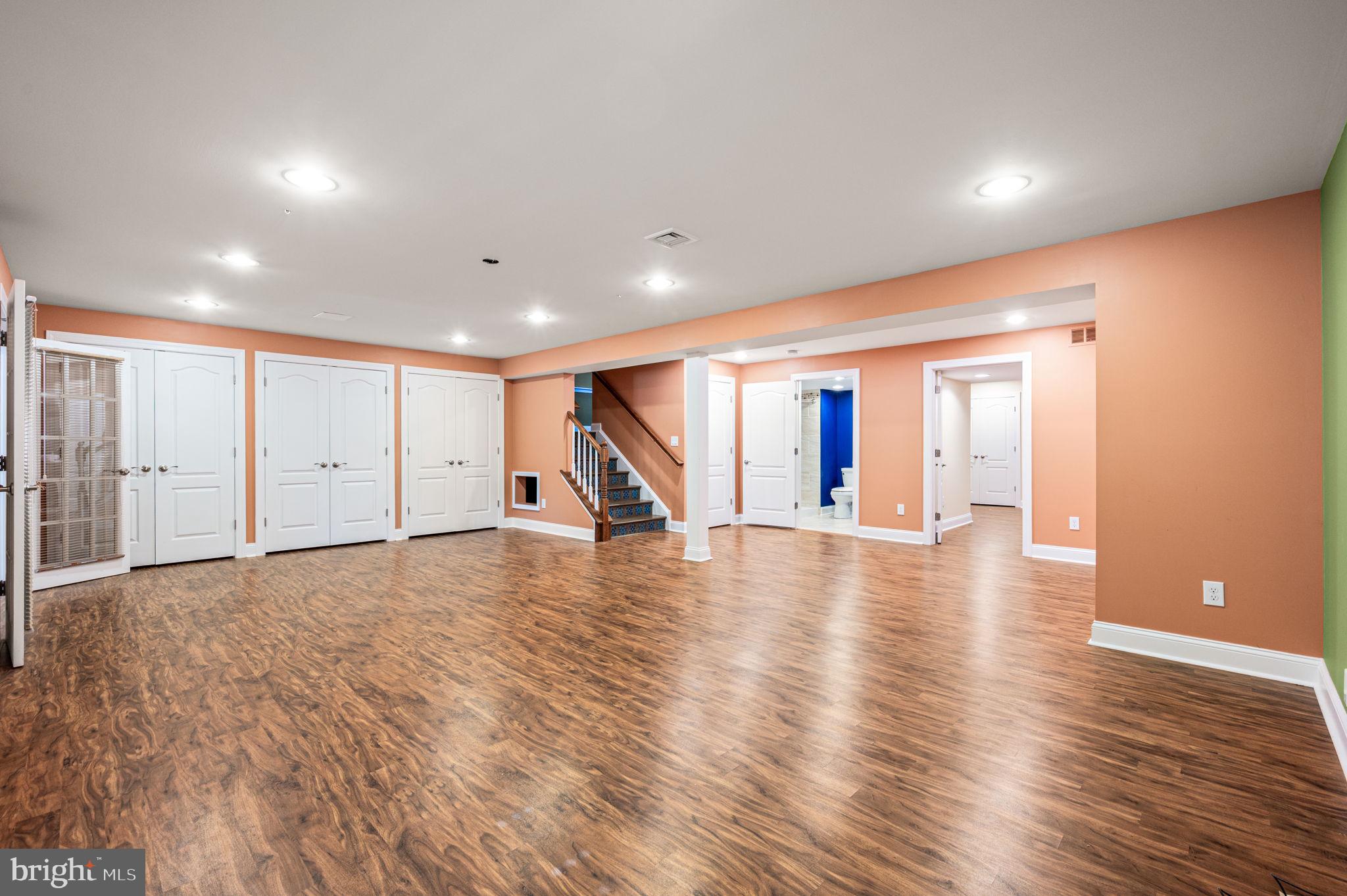 ARBOURS AT W GOSHEN - Residential