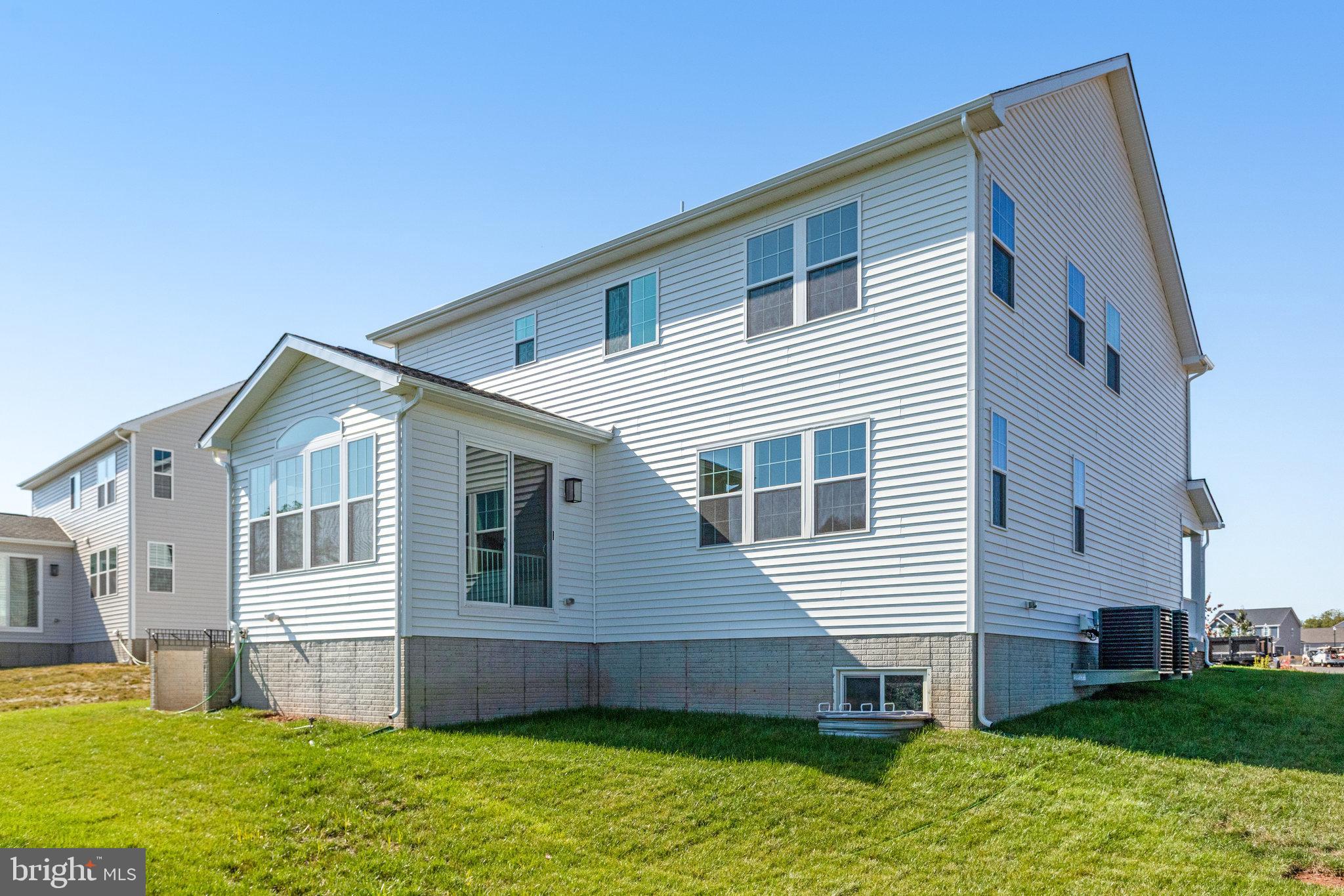 THE GREENS - Residential