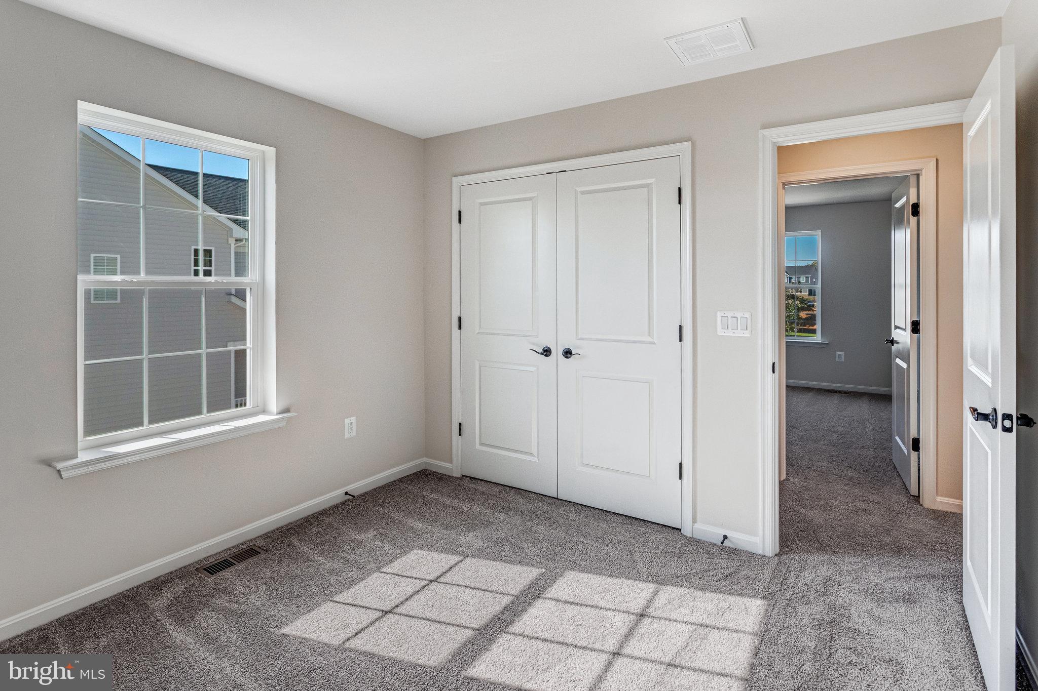 THE GREENS - Residential