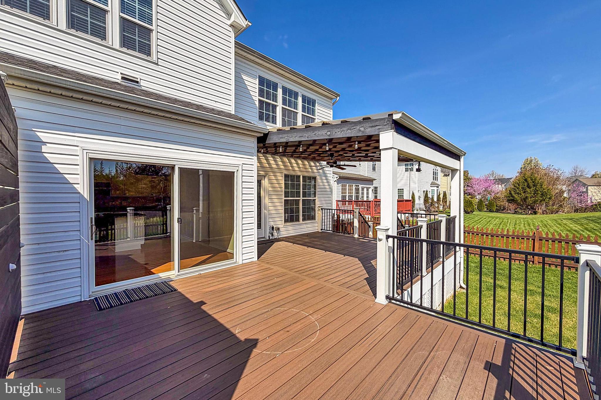 MEADOWS AT MORRIS FARM - Residential