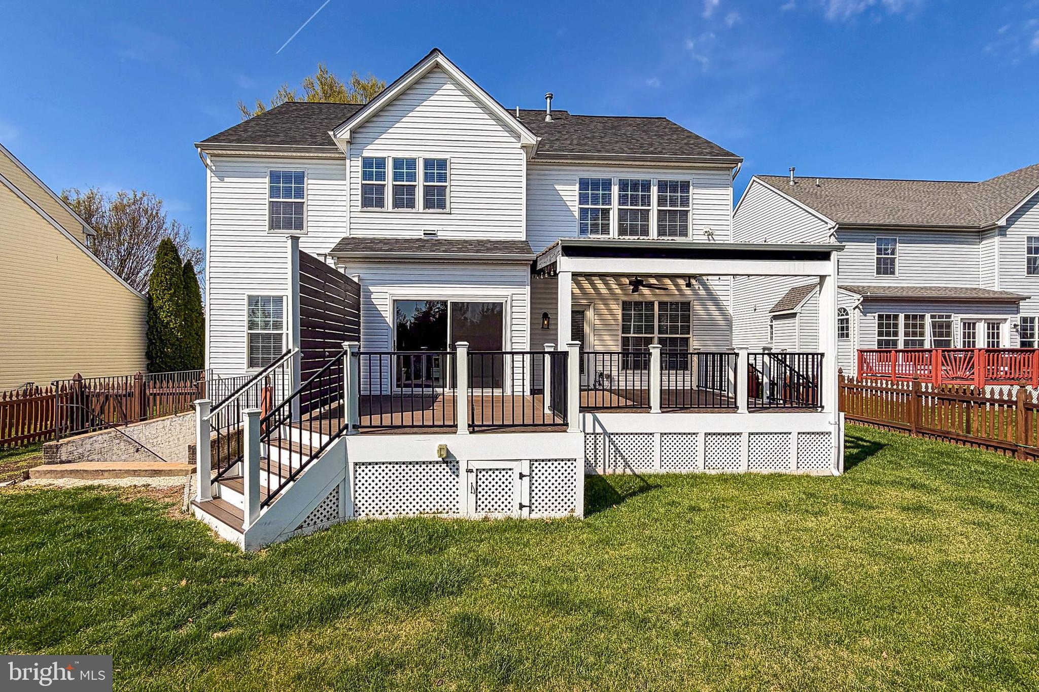 MEADOWS AT MORRIS FARM - Residential