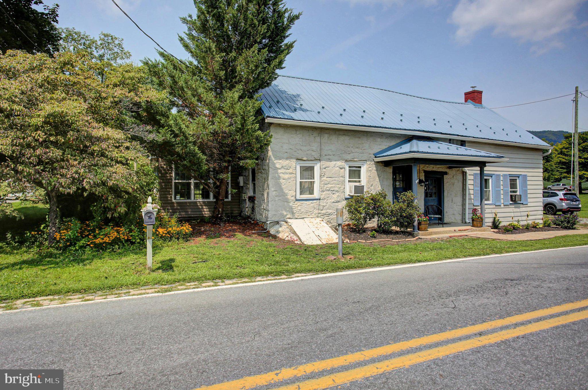 10299 MOUNTAIN ROAD