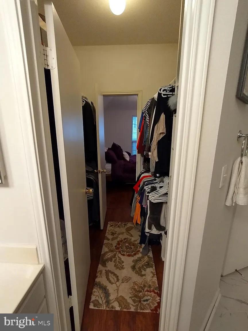 PENDERBROOK SQUARE CONDOMINIUMS - Residential