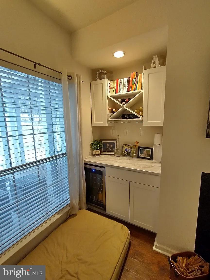 PENDERBROOK SQUARE CONDOMINIUMS - Residential