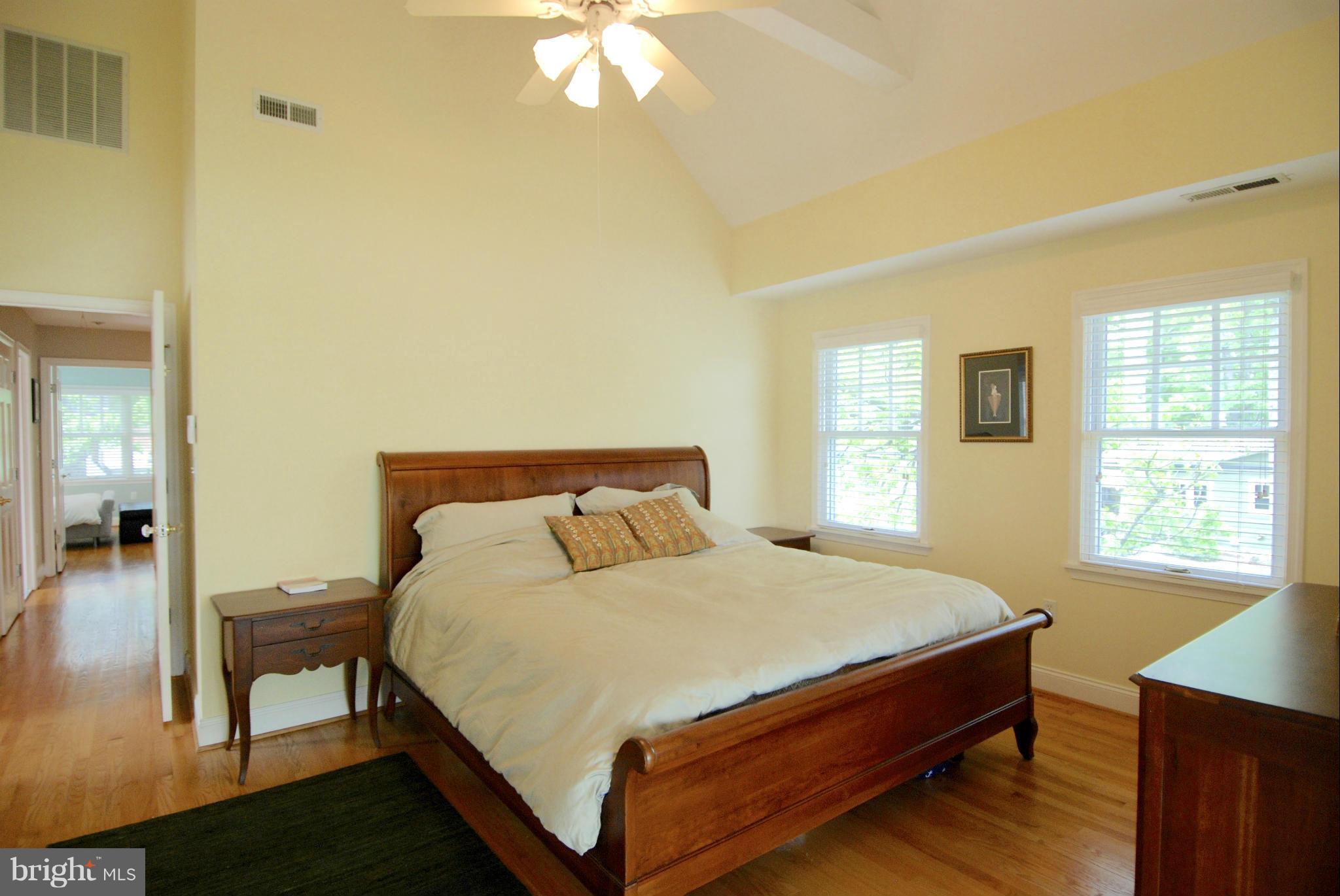 ARUNDEL ON THE BAY - Residential