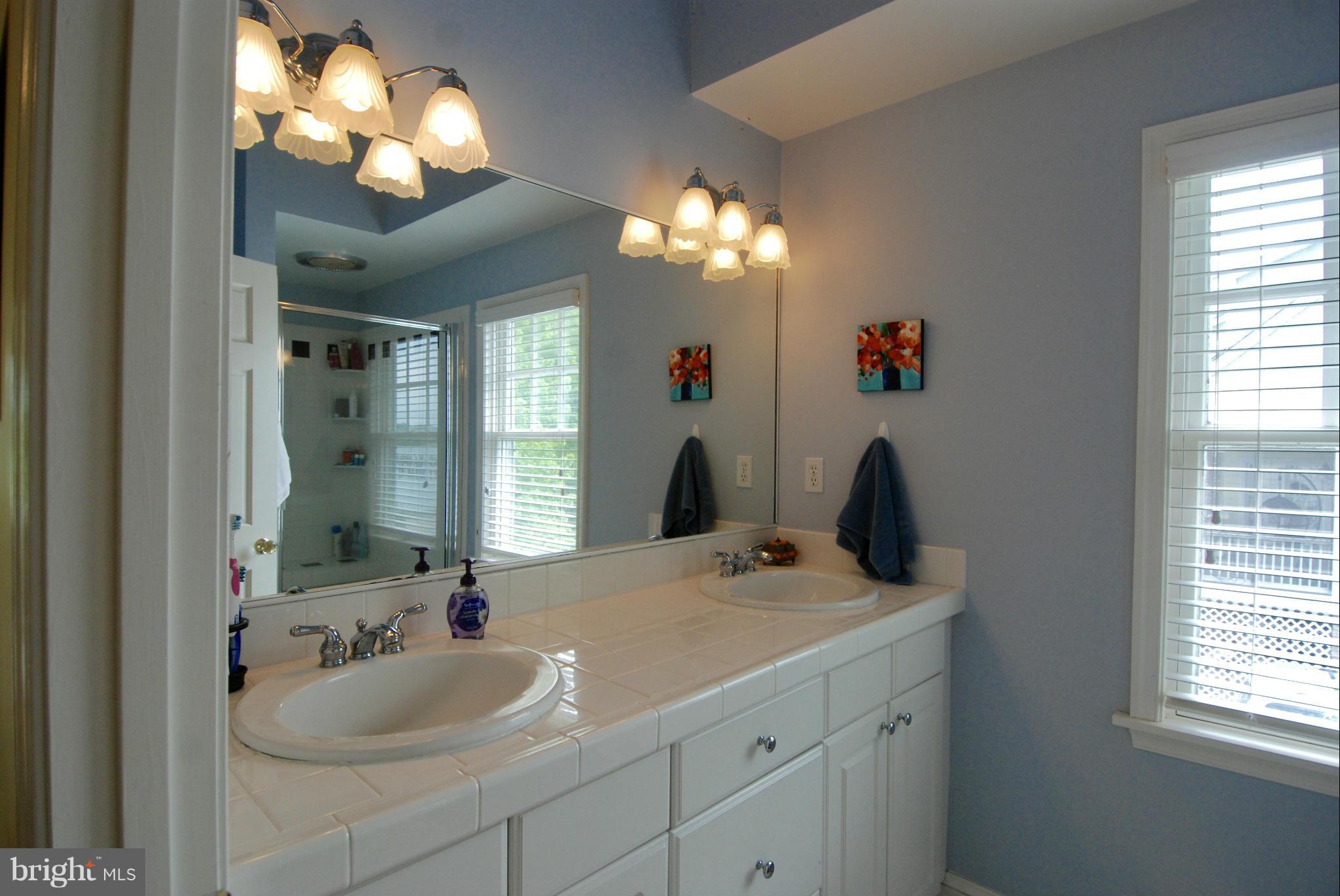 ARUNDEL ON THE BAY - Residential