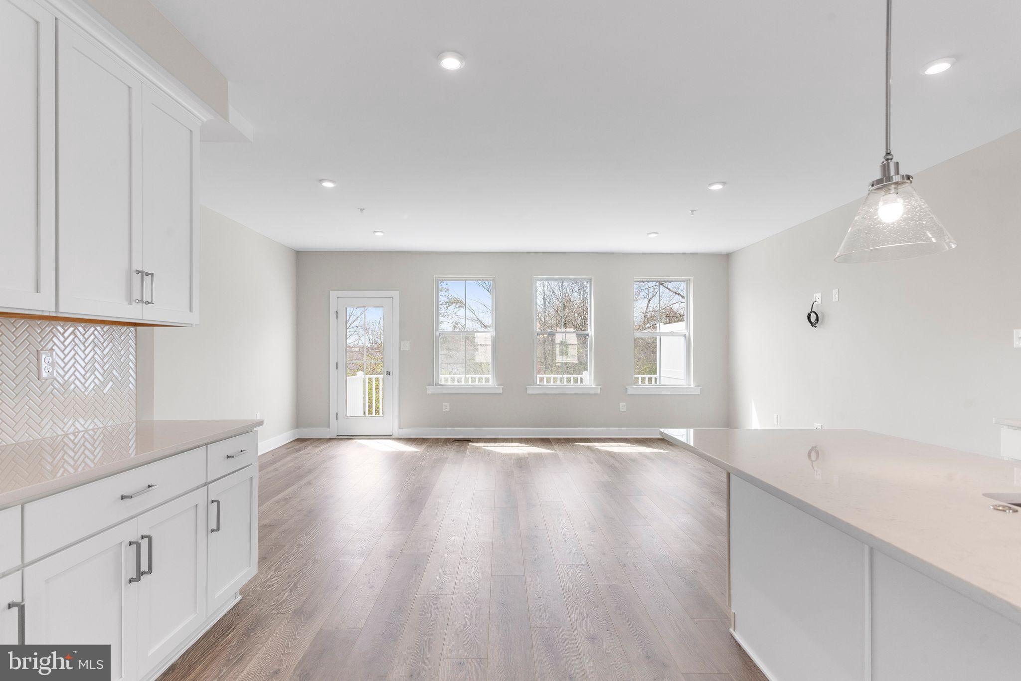 STERLING WALK - Residential Lease