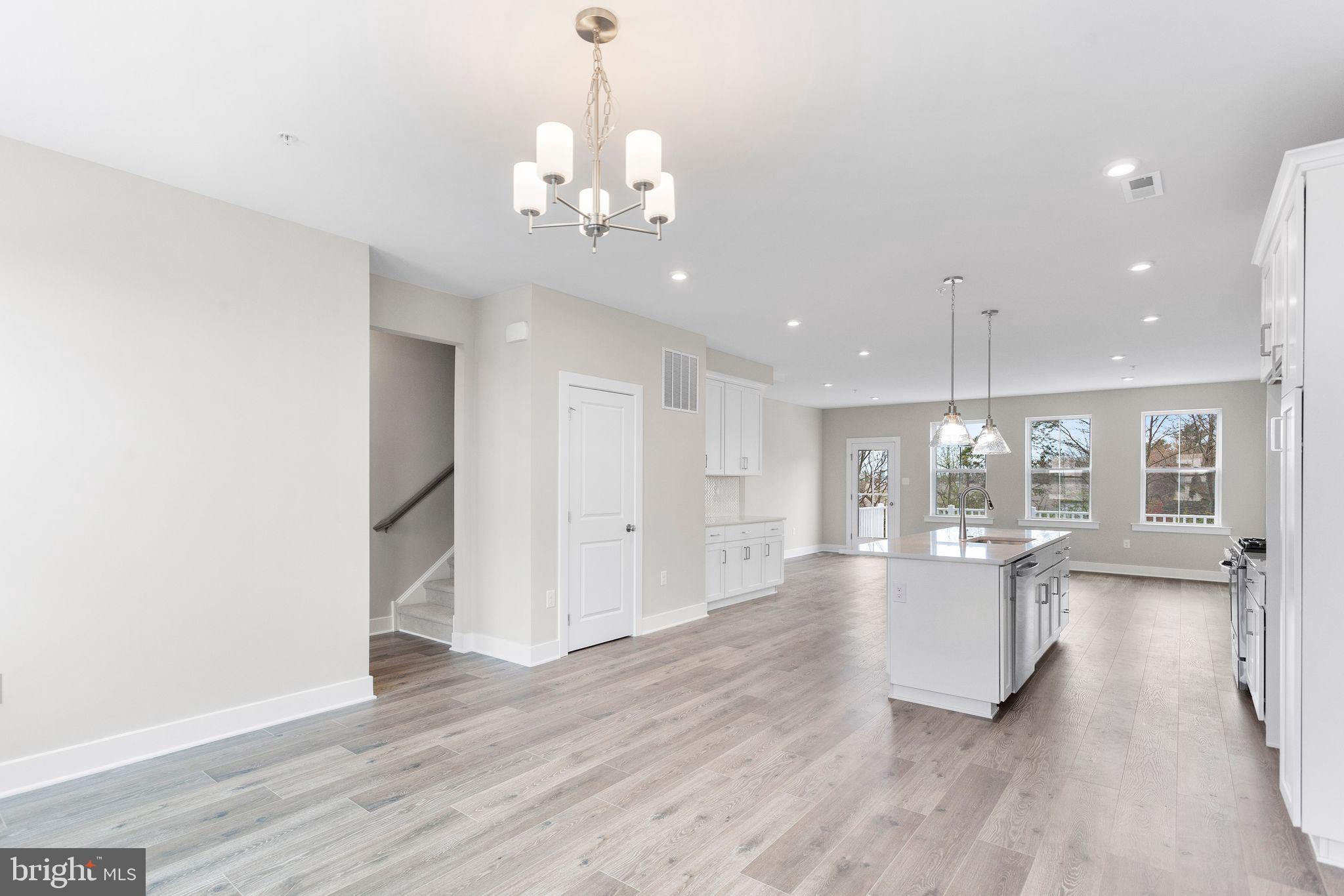 STERLING WALK - Residential Lease