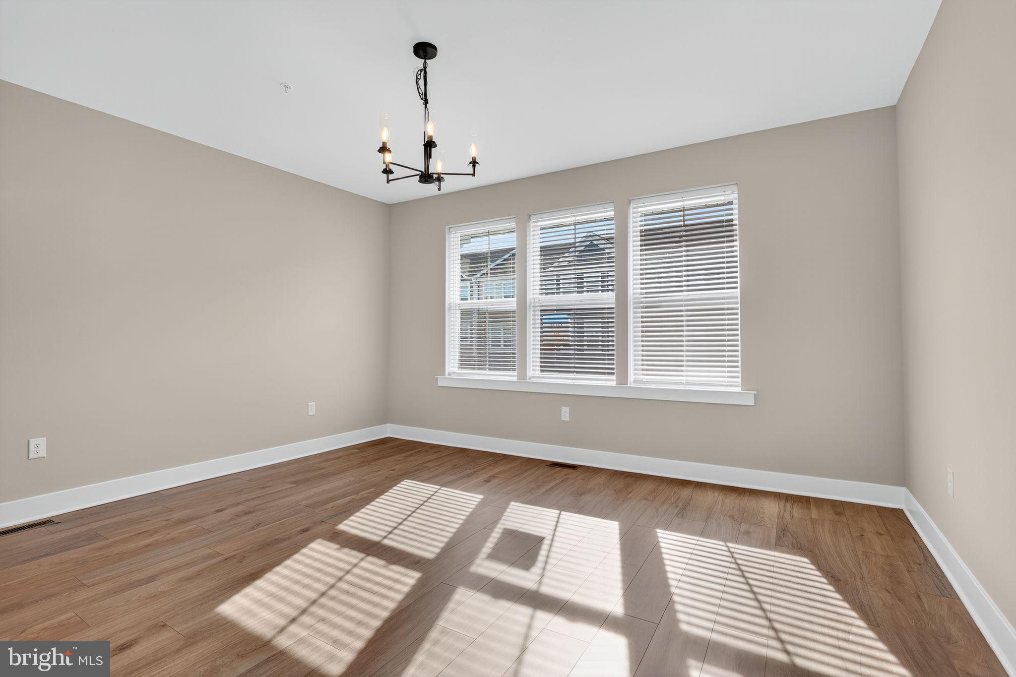 STERLING WALK - Residential Lease