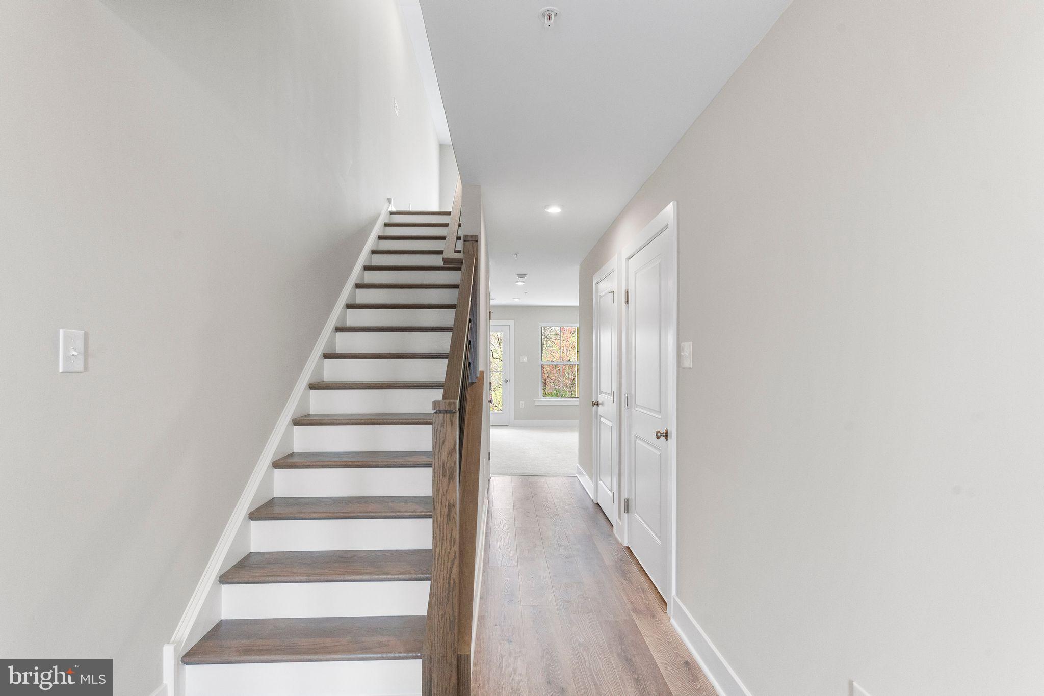 STERLING WALK - Residential Lease