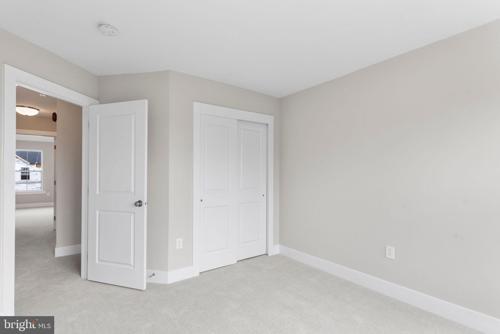 STERLING WALK - Residential Lease