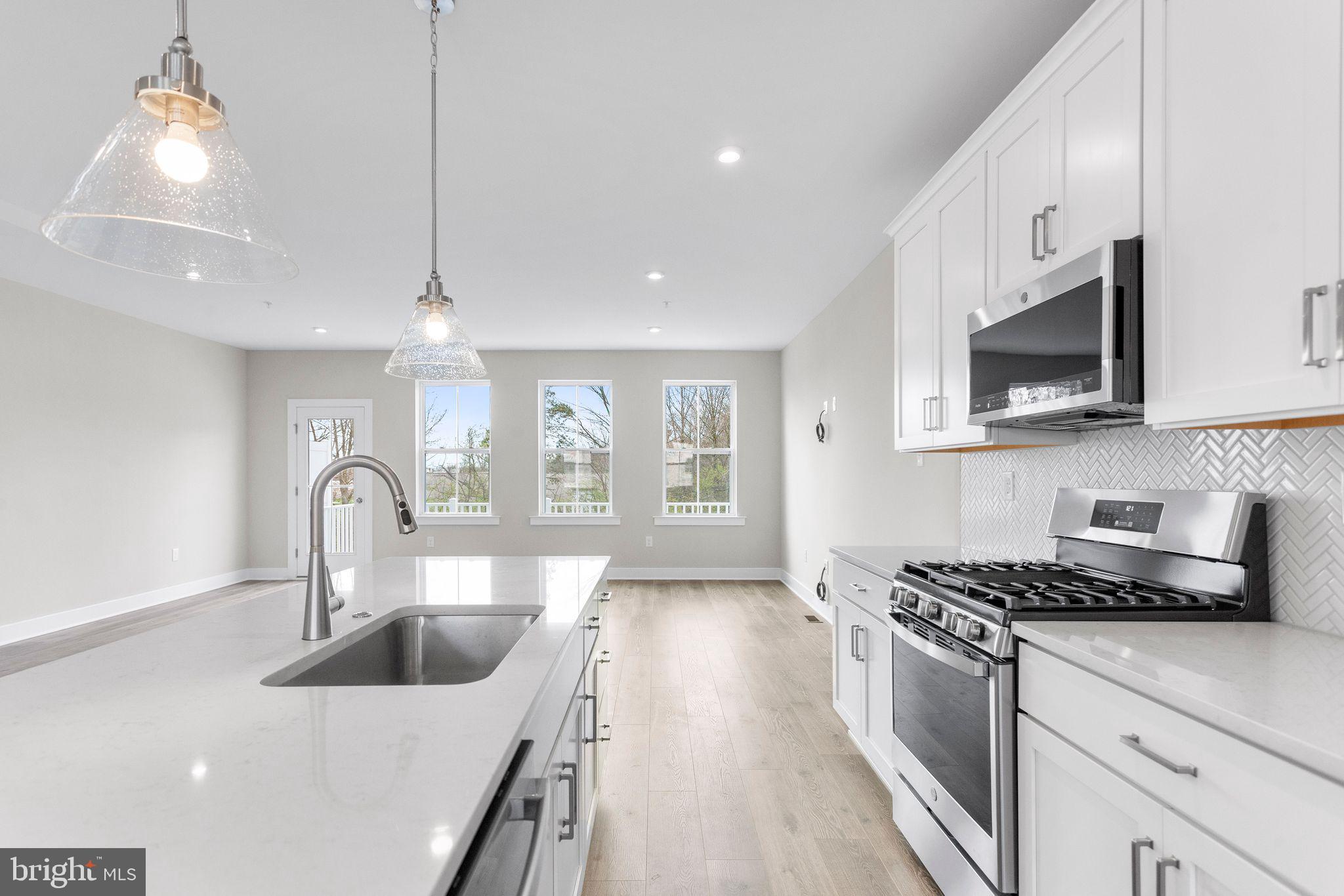 STERLING WALK - Residential Lease