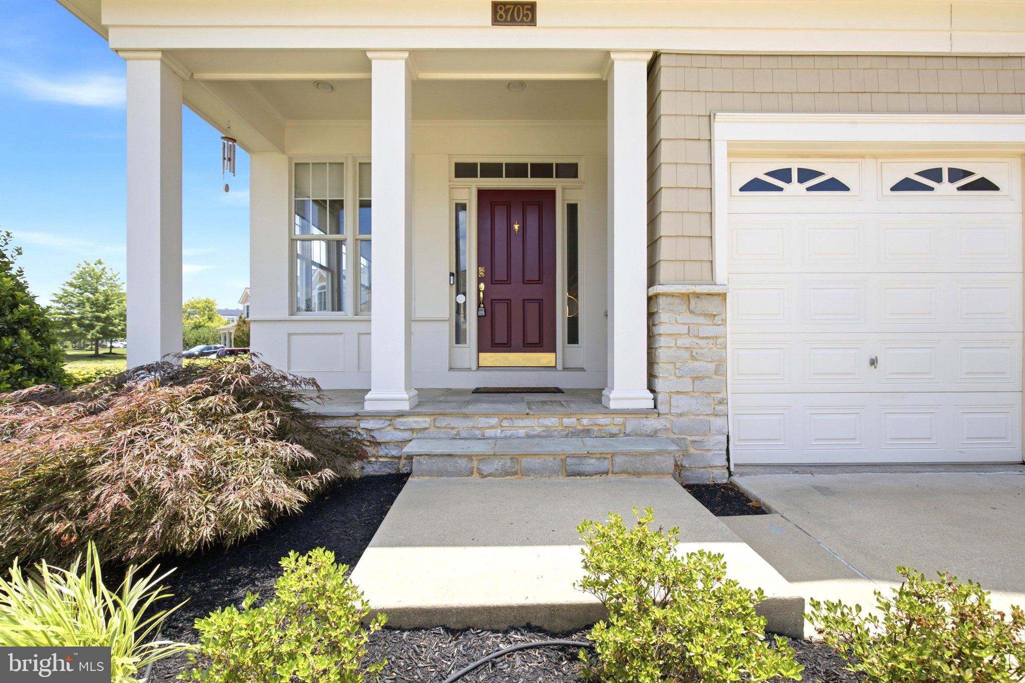 8705 TIMBER OAK LANE