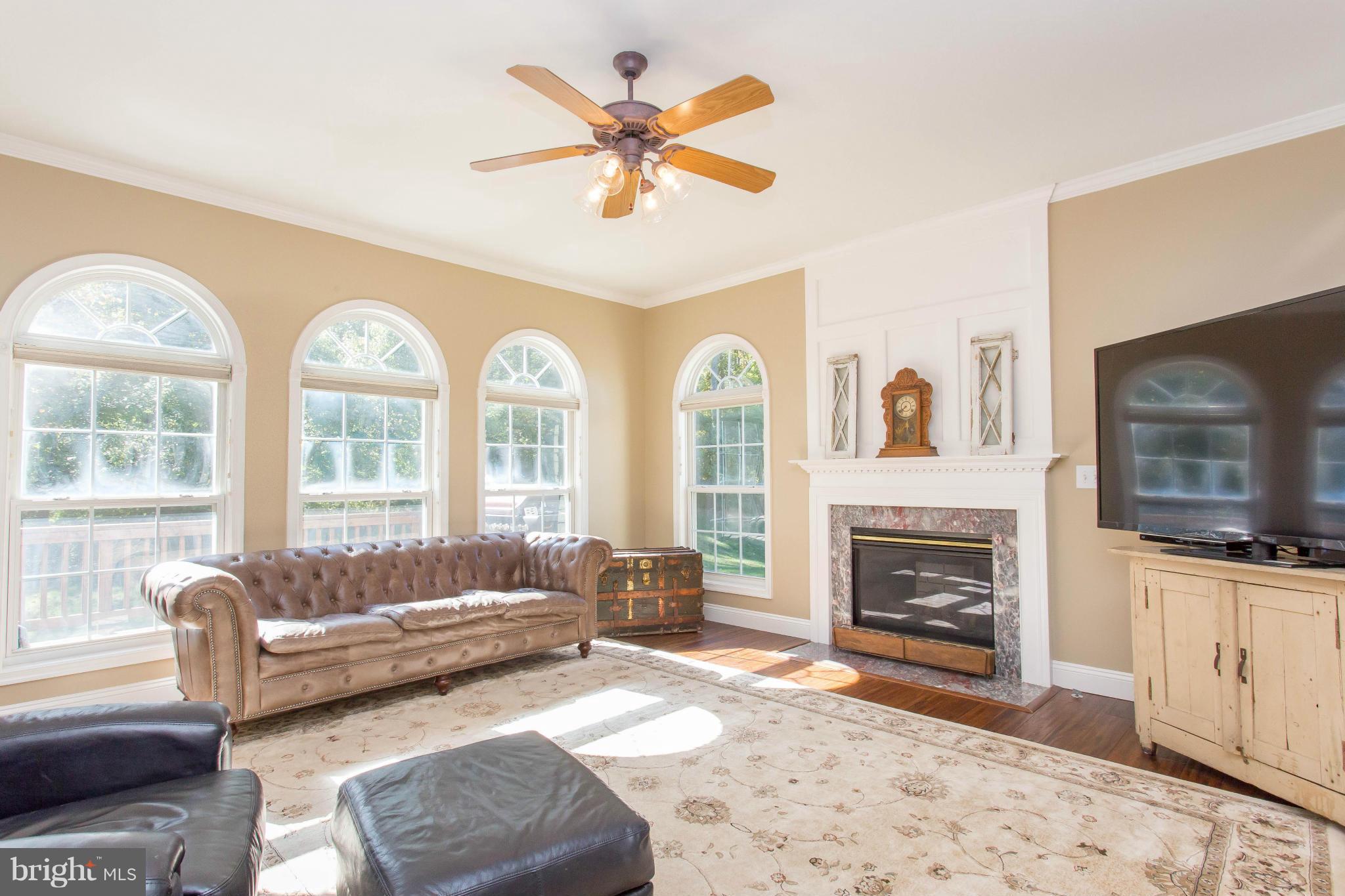 AUTUMN RIDGE - Residential