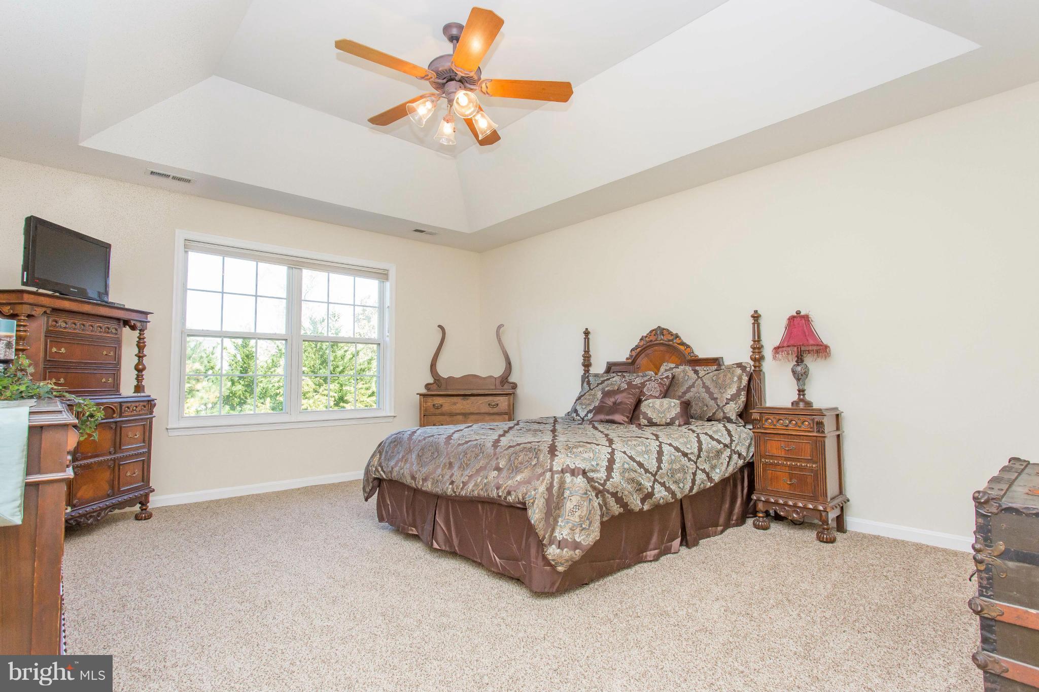 AUTUMN RIDGE - Residential