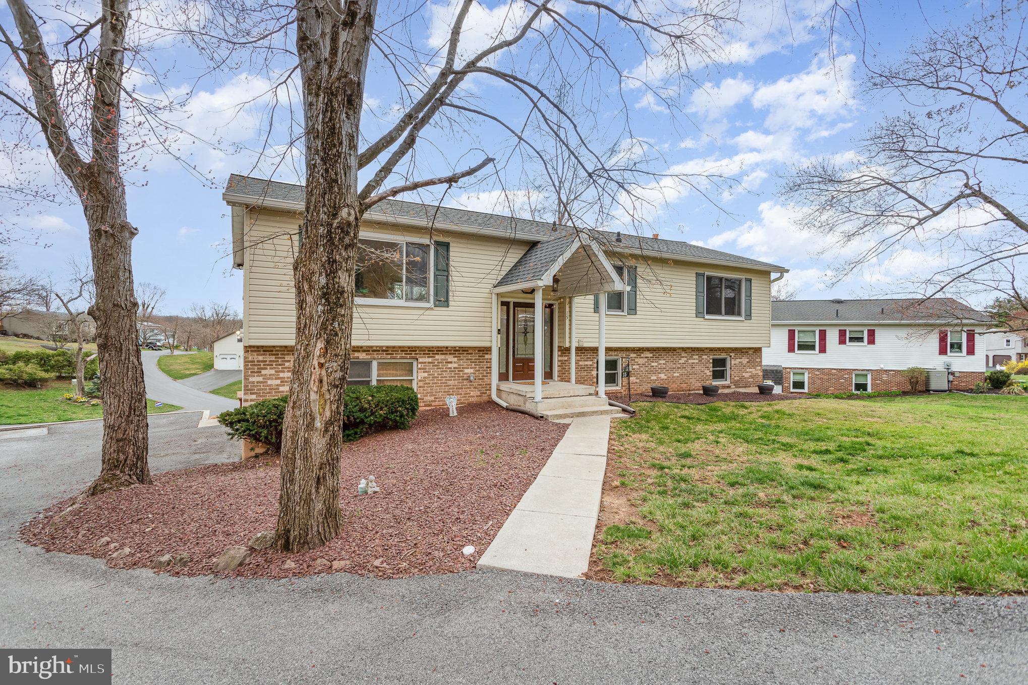 VALLEY GREEN - Residential