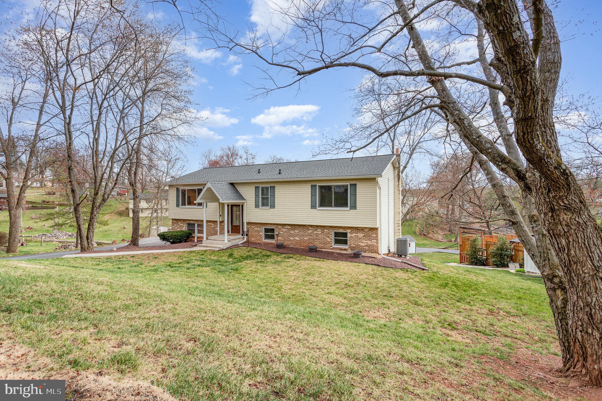 VALLEY GREEN - Residential