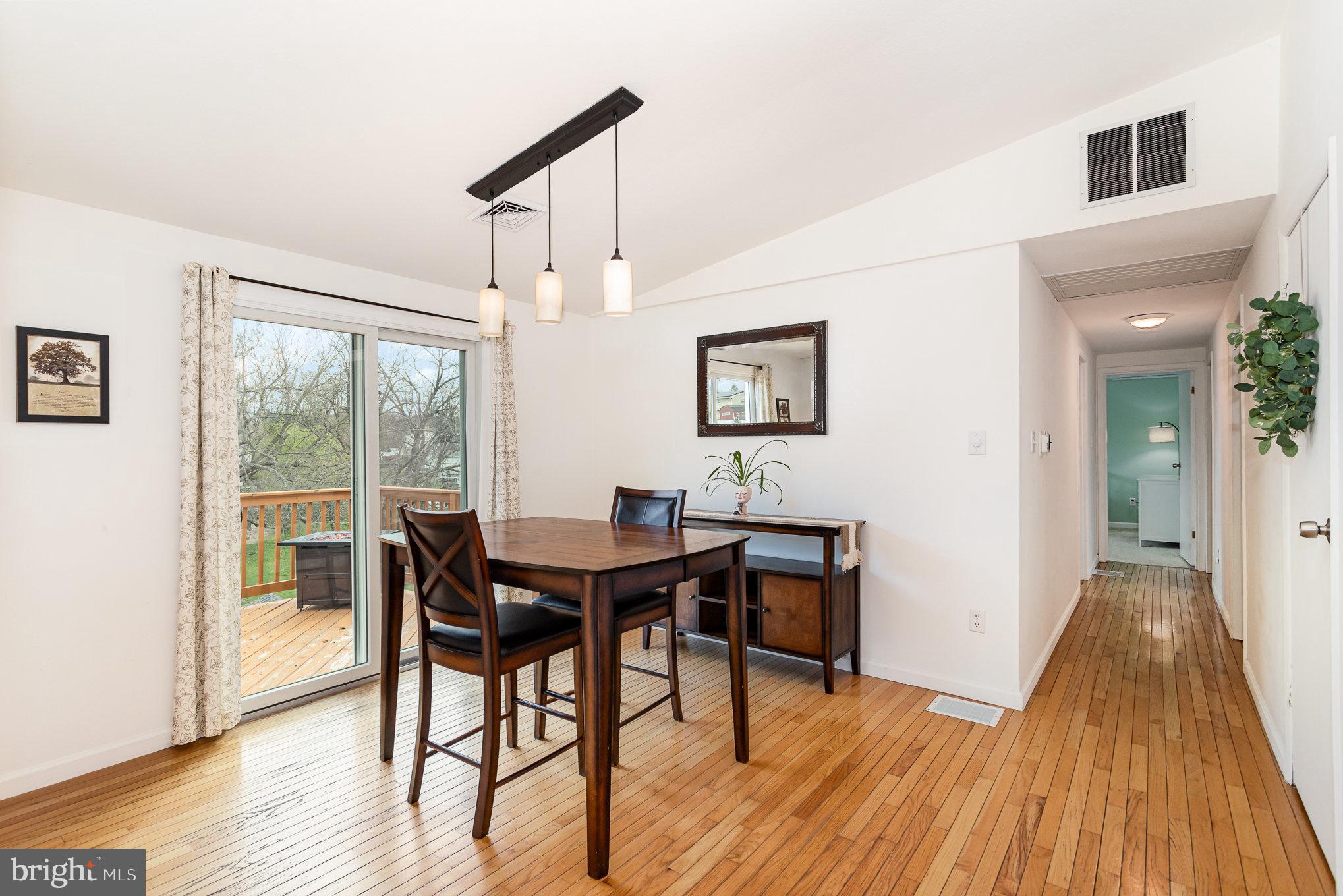 VALLEY GREEN - Residential