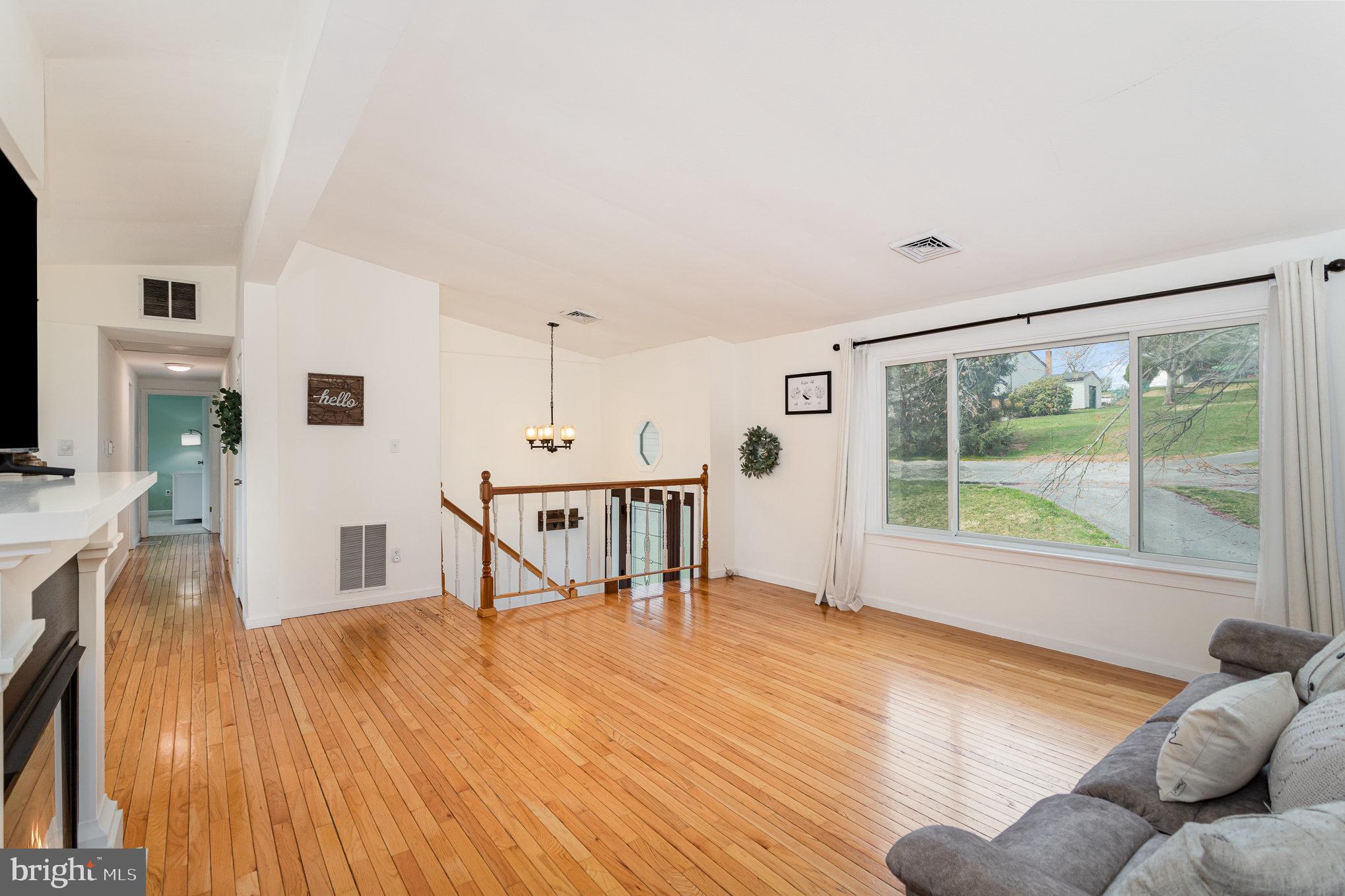 VALLEY GREEN - Residential