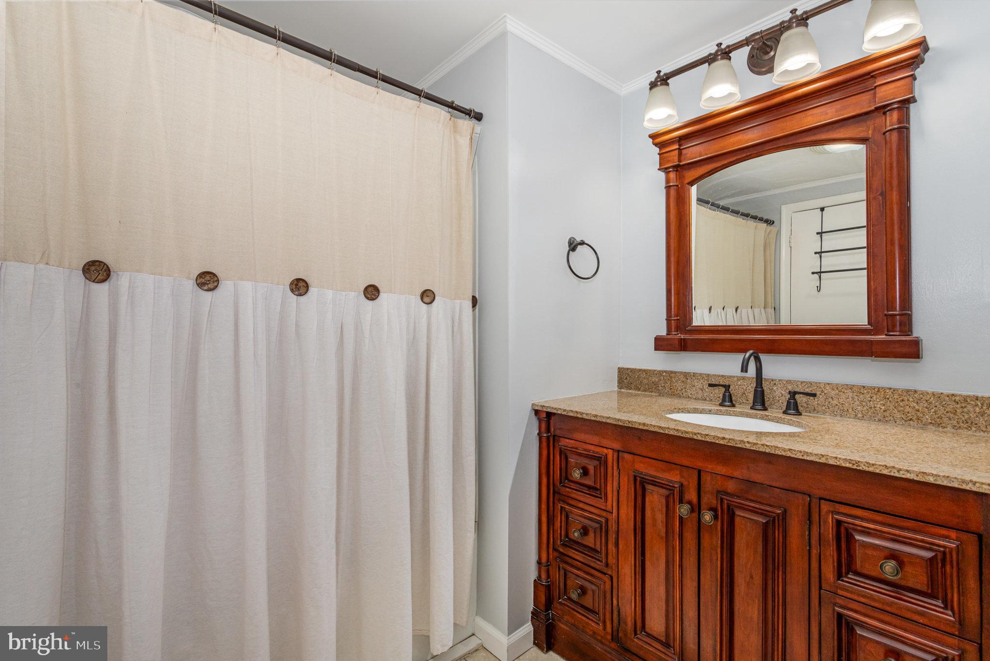 VALLEY GREEN - Residential