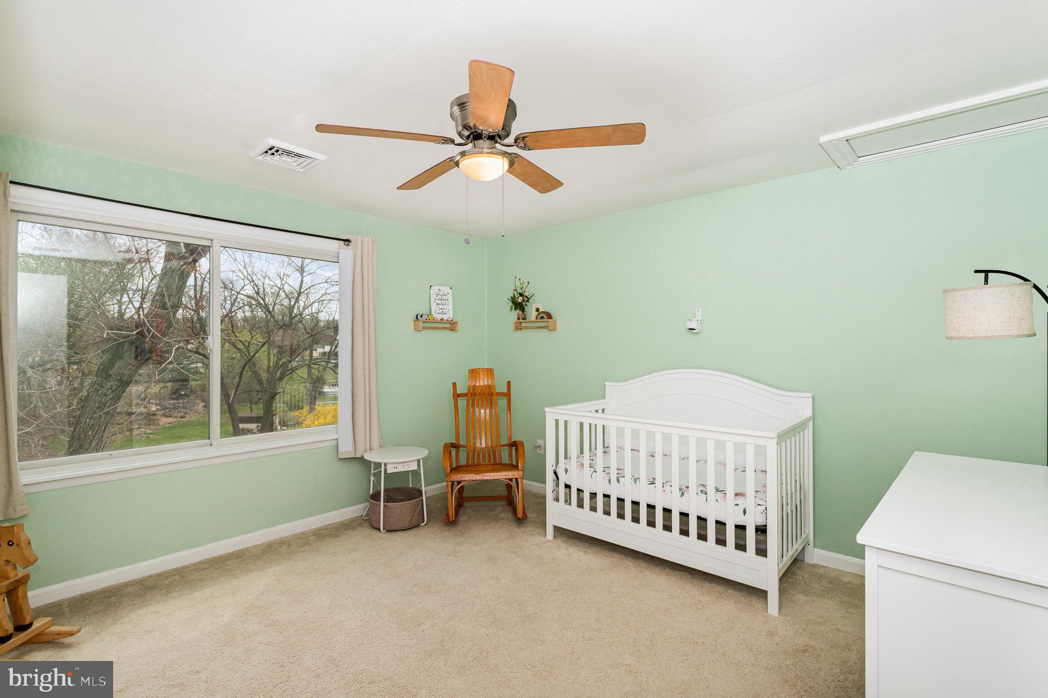 VALLEY GREEN - Residential