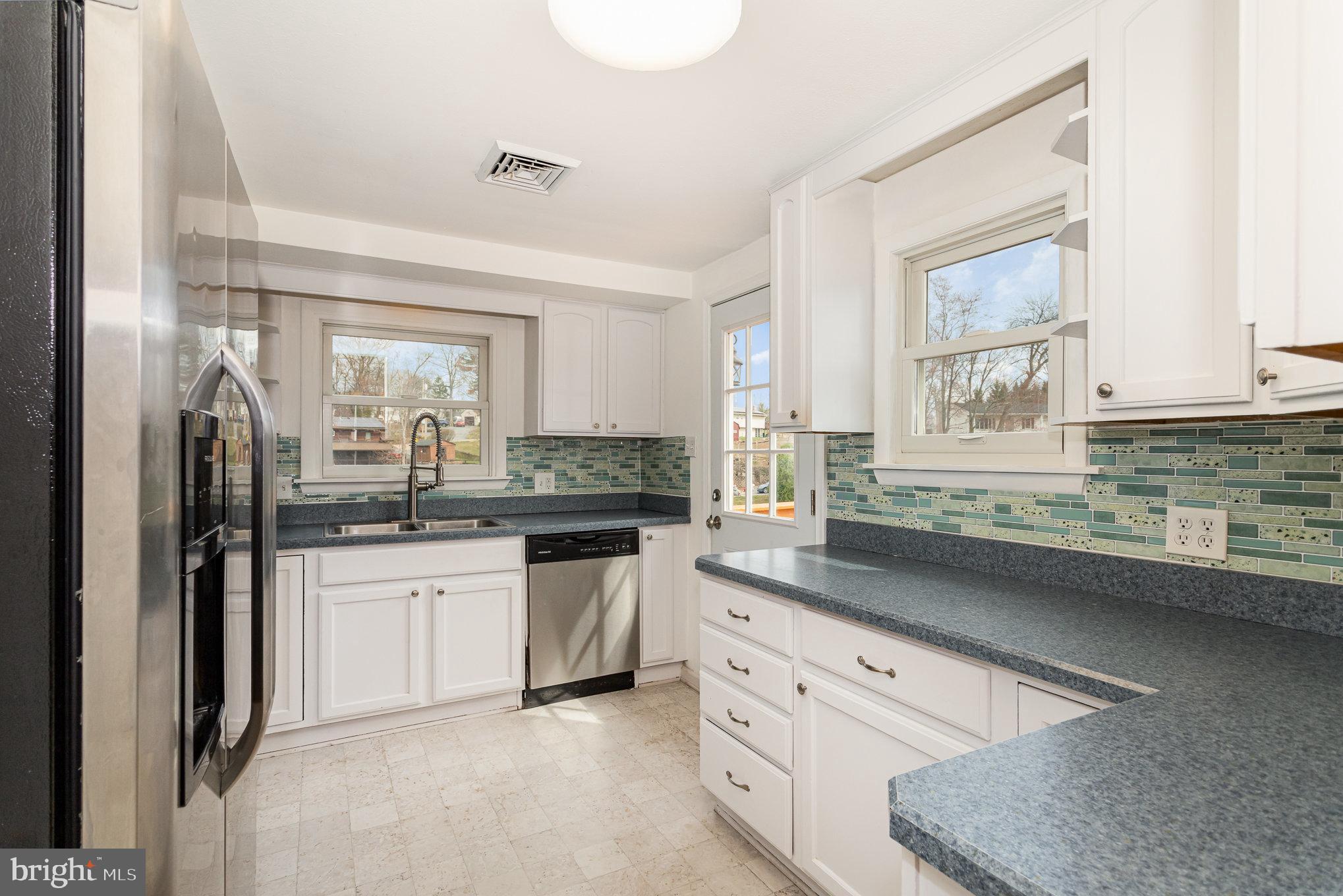 VALLEY GREEN - Residential