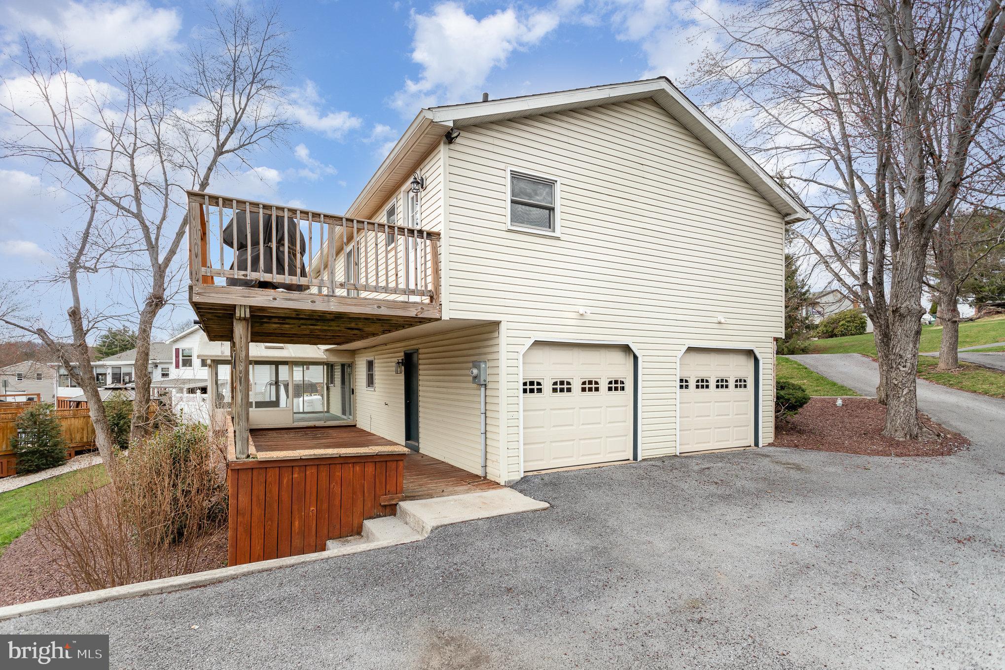 VALLEY GREEN - Residential