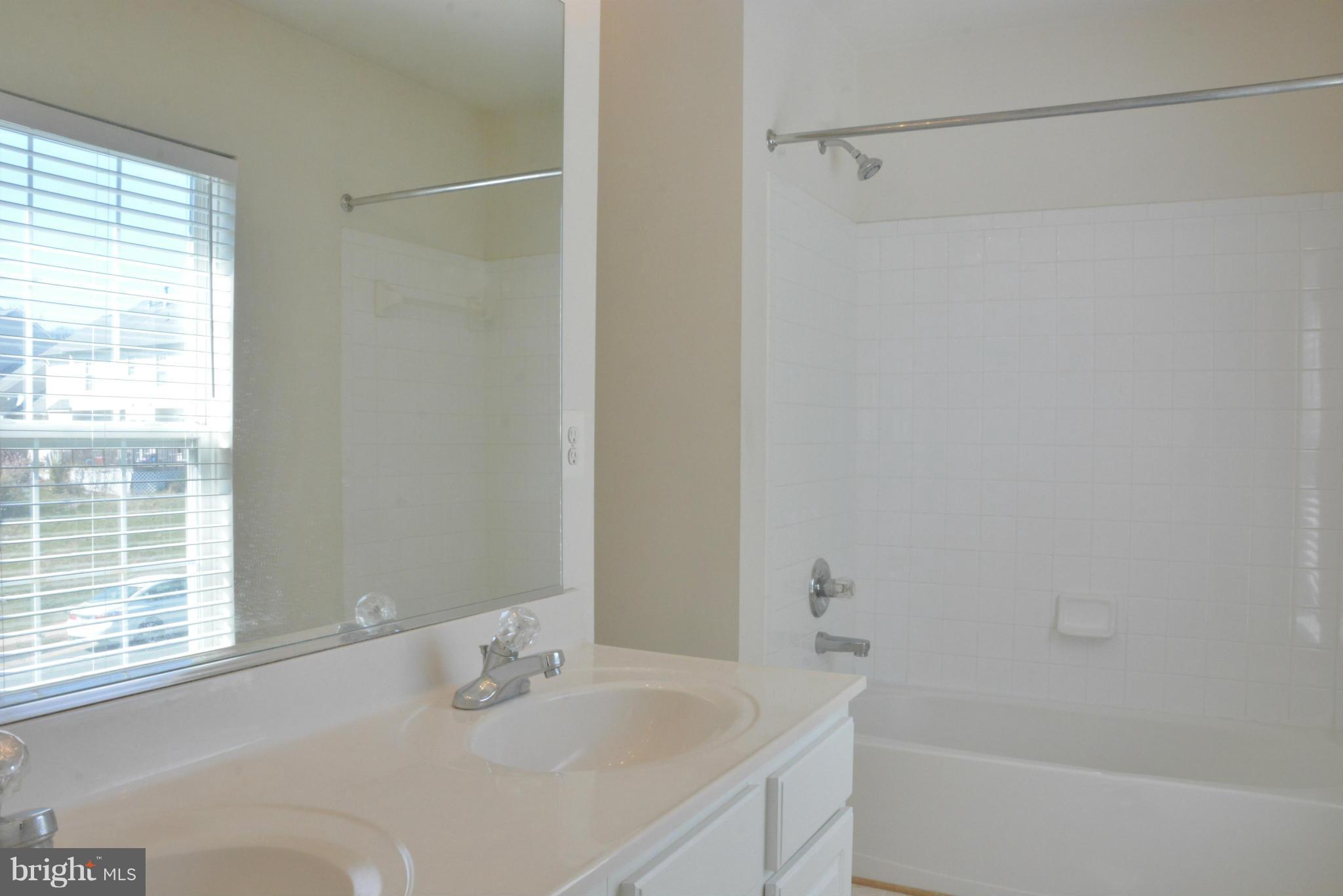 WAYSIDE VILLAGE - Residential