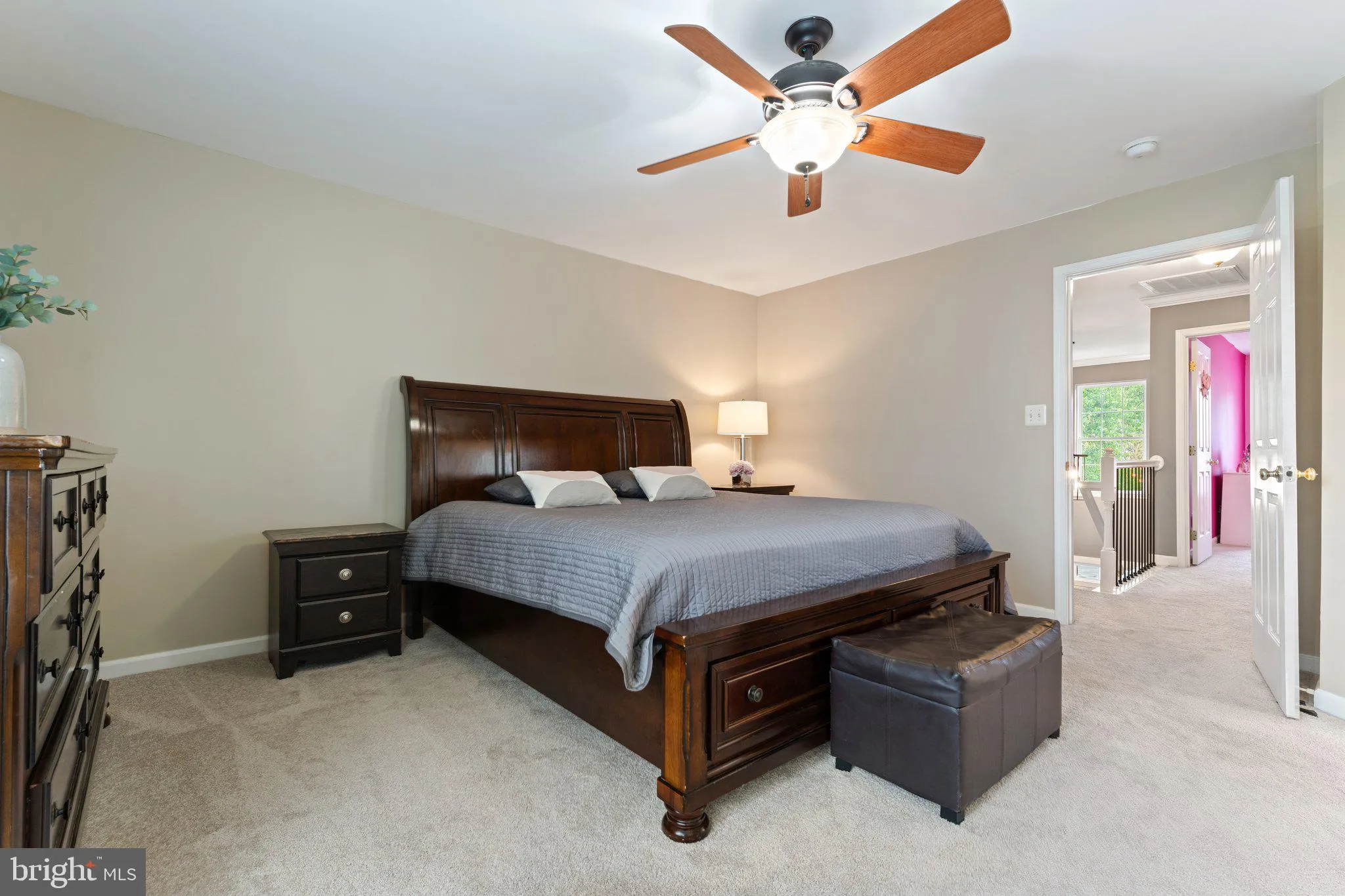 Bristow, Virginia 20136, United States, 4 Bedrooms Bedrooms, ,3 BathroomsBathrooms,Residential,Contingent,102603