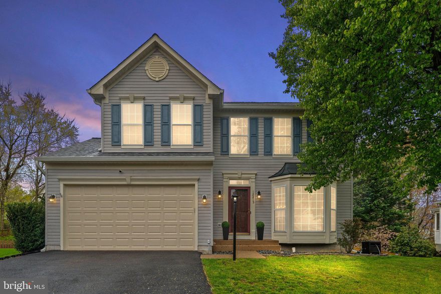 *** WELCOME TO BEAUTIFUL VILLAGES OF SAYBROOKE * BEAUTIFUL AND WELL-MAINTAINED HOME WITH GORGEOUS AND PRIVATE FENCED BACKYARD * 

* RECENT UPDATES: NEW AC, FENCE, CARPET, CEILING FANS (2023) * NEW GARAGE DOOR, LUXURY LVP (2022) * UPDATED BATHROOMS, REPAVED DRIVEWAY (2021) * NEW TREX DECK WITH LIGHTS, NEW ROOF AND 6 INCH GUTTERS (2020) * NEW FURNACE, KITCHEN REMODELED (2018) * UNFINISHED WALK-UP BASEMENT WITH ROUGH-IN FOR FULL BATH AND PRE-WIRED ELECTRICAL OUTLETS * VIVINT SECURITY SYSTEM * SMART THERMOSTAT * 

* LARGE LEVEL BACKYARD WITH SPLIT-RAIL FENCE, MATURE TREES AND PLAY AREA * 

* ENJOY ALL OF VILLAGES AT SAYBROOKES FABOULOUS AMENITIES AND CLUB-HOUSE * 

* COMMUTERS DREAM WITH EASY ACCESS TO I-66 AND THE VIRGINIA RAILWAY EXPRESS (VRE) * PARKS * SHOPPING AND RESTAURANTS MINUTES AWAY * SOUGHT AFTER SCHOOL DISTRICT *