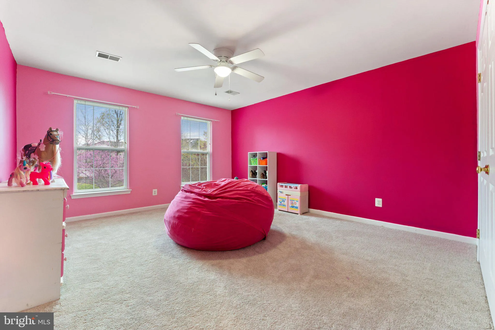 Bristow, Virginia 20136, United States, 4 Bedrooms Bedrooms, ,3 BathroomsBathrooms,Residential,Contingent,102603