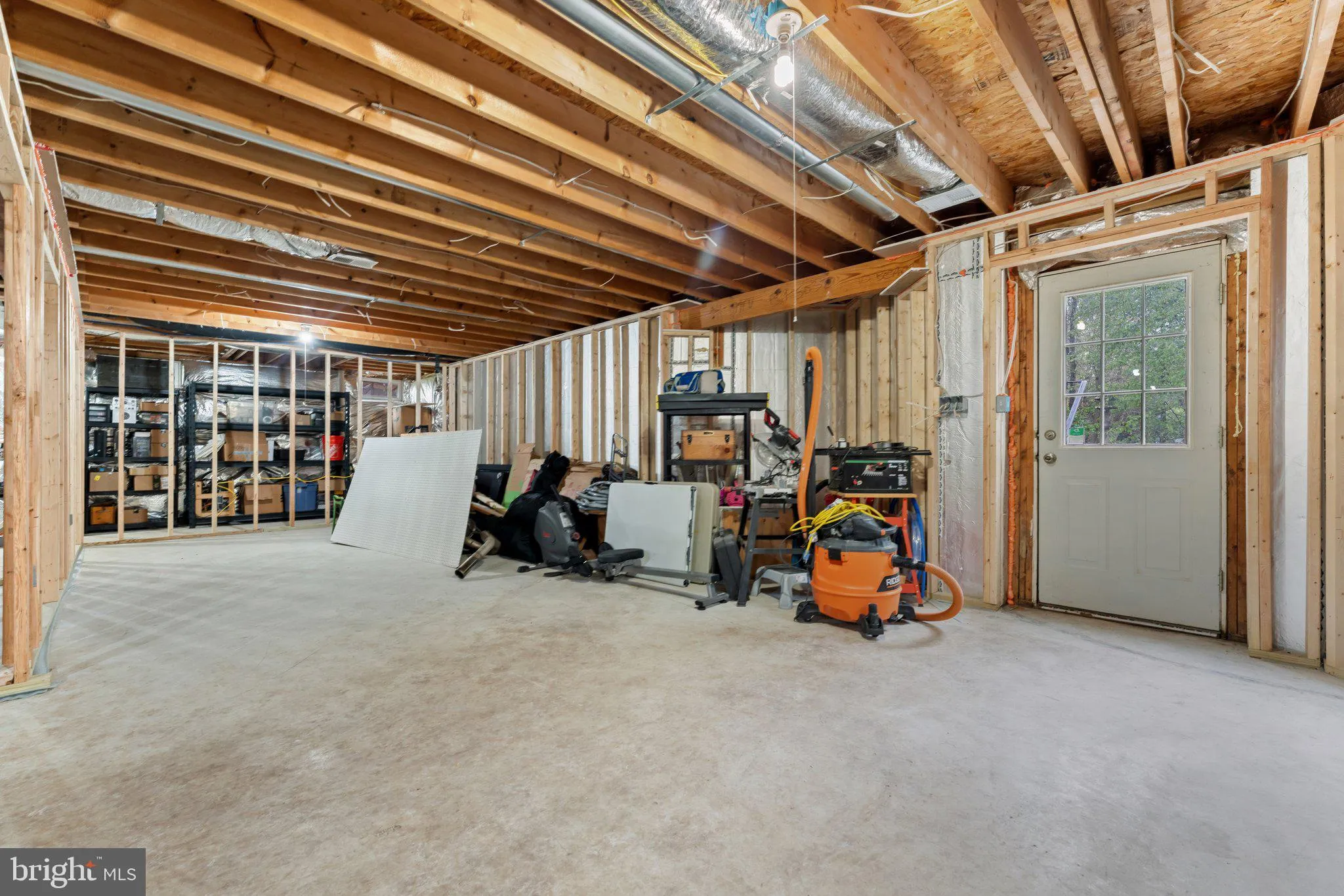 Bristow, Virginia 20136, United States, 4 Bedrooms Bedrooms, ,3 BathroomsBathrooms,Residential,Contingent,102603