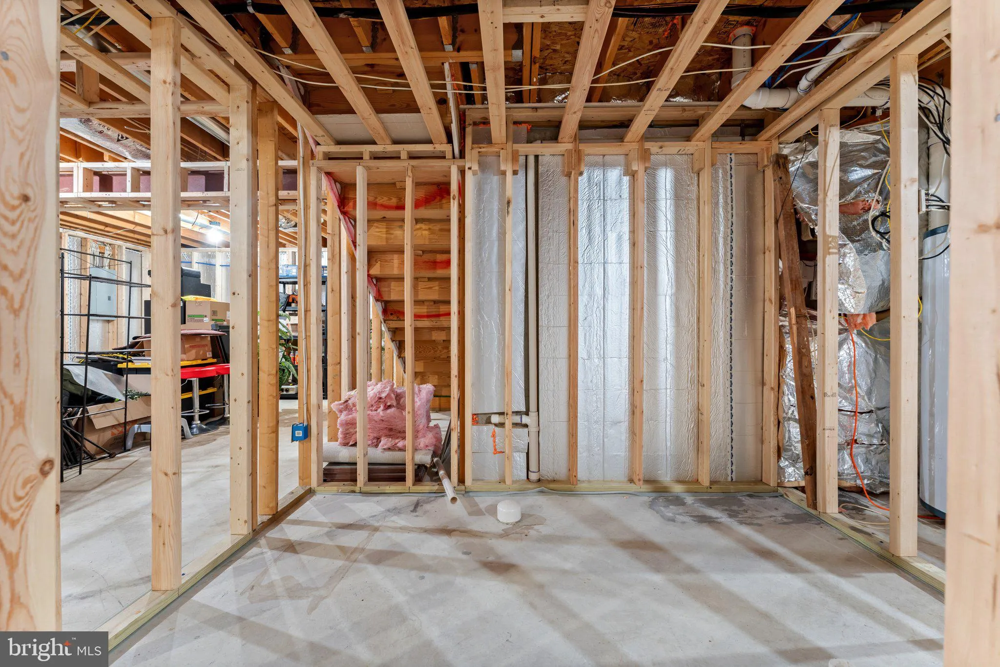 Bristow, Virginia 20136, United States, 4 Bedrooms Bedrooms, ,3 BathroomsBathrooms,Residential,Contingent,102603