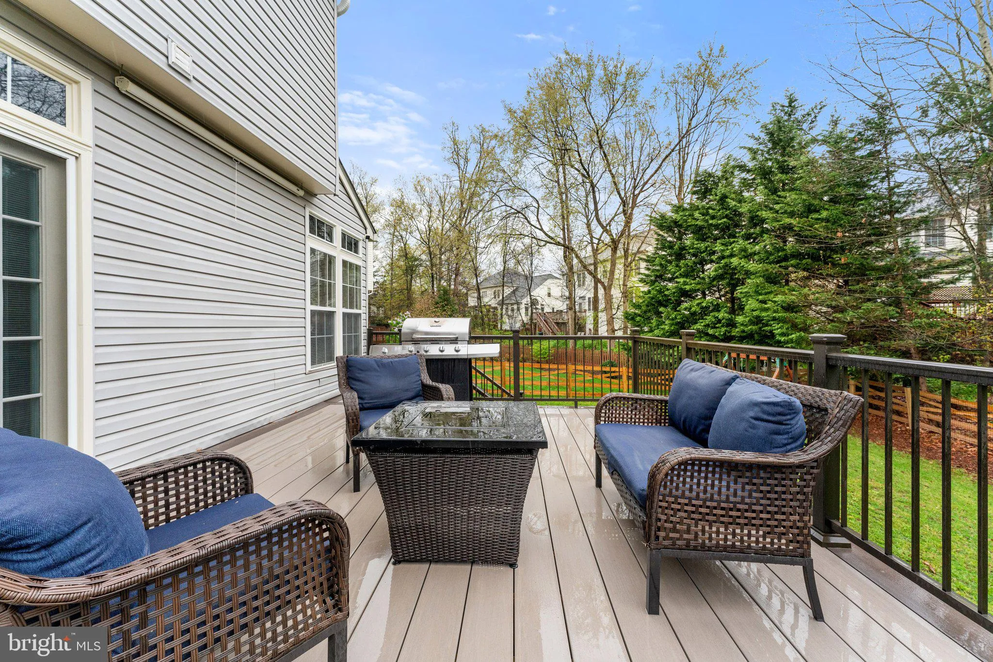 Bristow, Virginia 20136, United States, 4 Bedrooms Bedrooms, ,3 BathroomsBathrooms,Residential,Contingent,102603