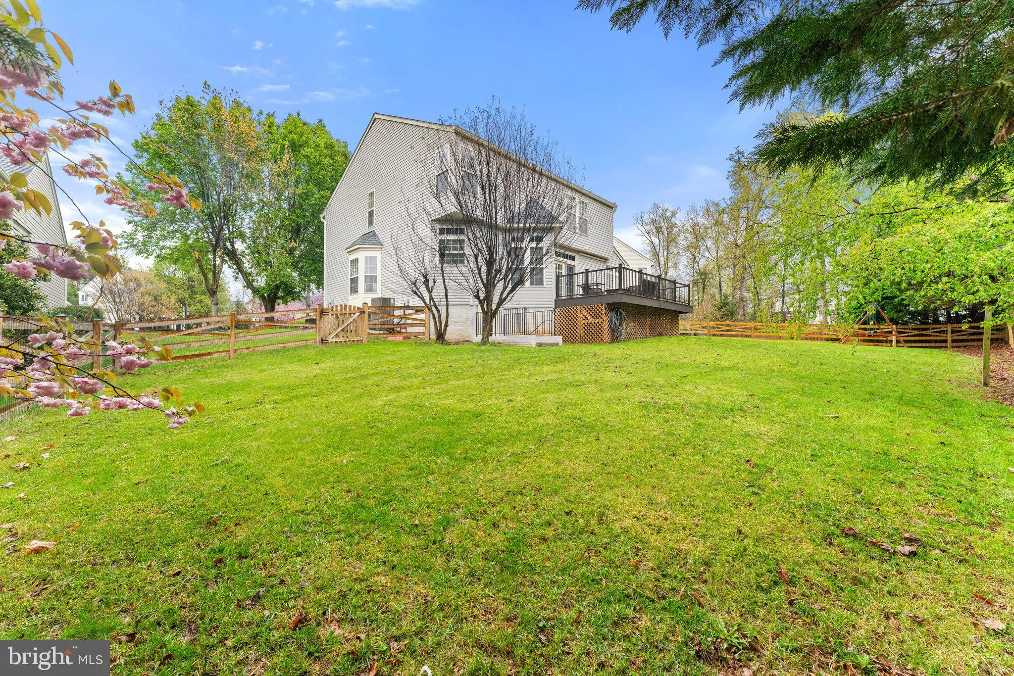 Bristow, Virginia 20136, United States, 4 Bedrooms Bedrooms, ,3 BathroomsBathrooms,Residential,Contingent,102603