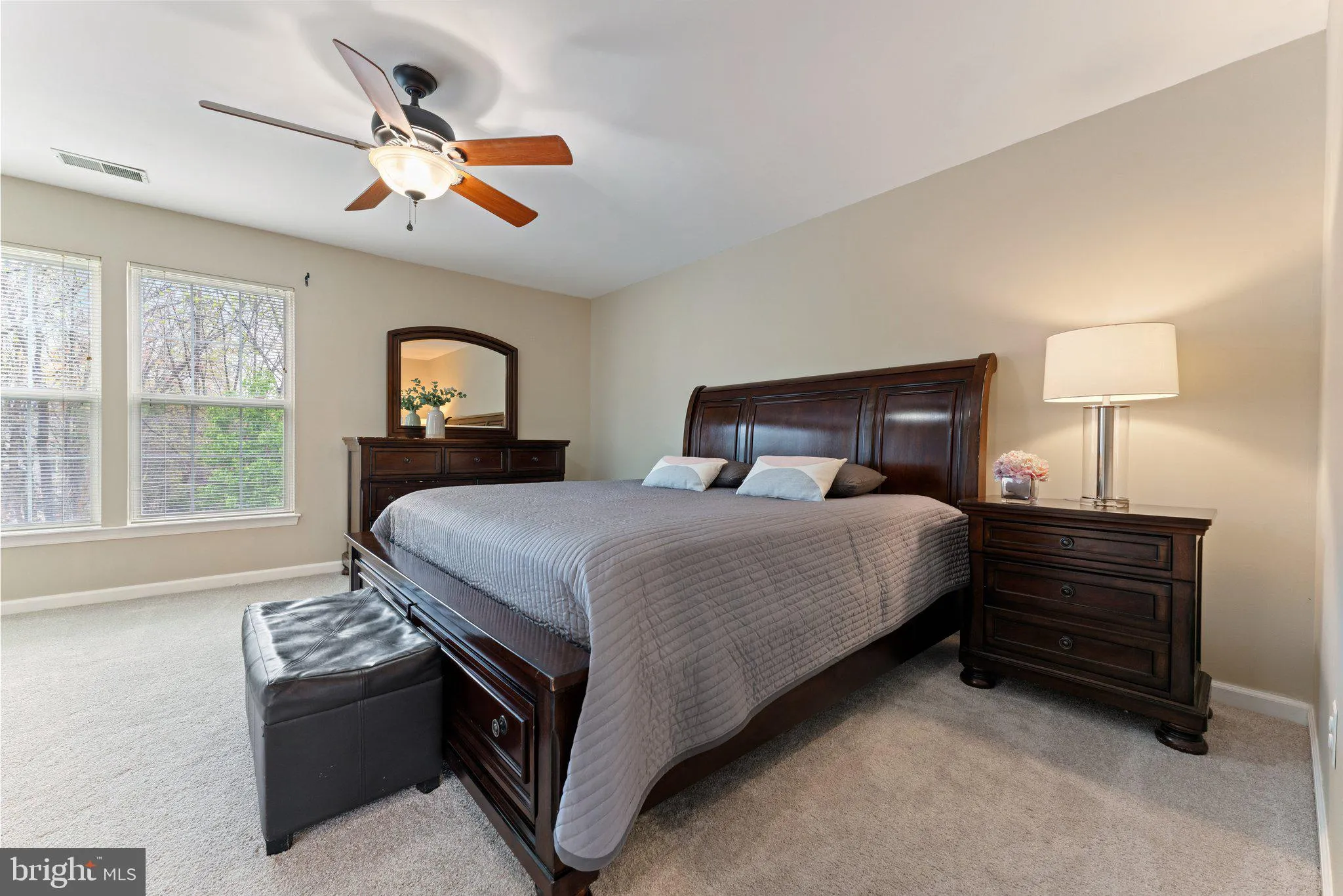 Bristow, Virginia 20136, United States, 4 Bedrooms Bedrooms, ,3 BathroomsBathrooms,Residential,Contingent,102603