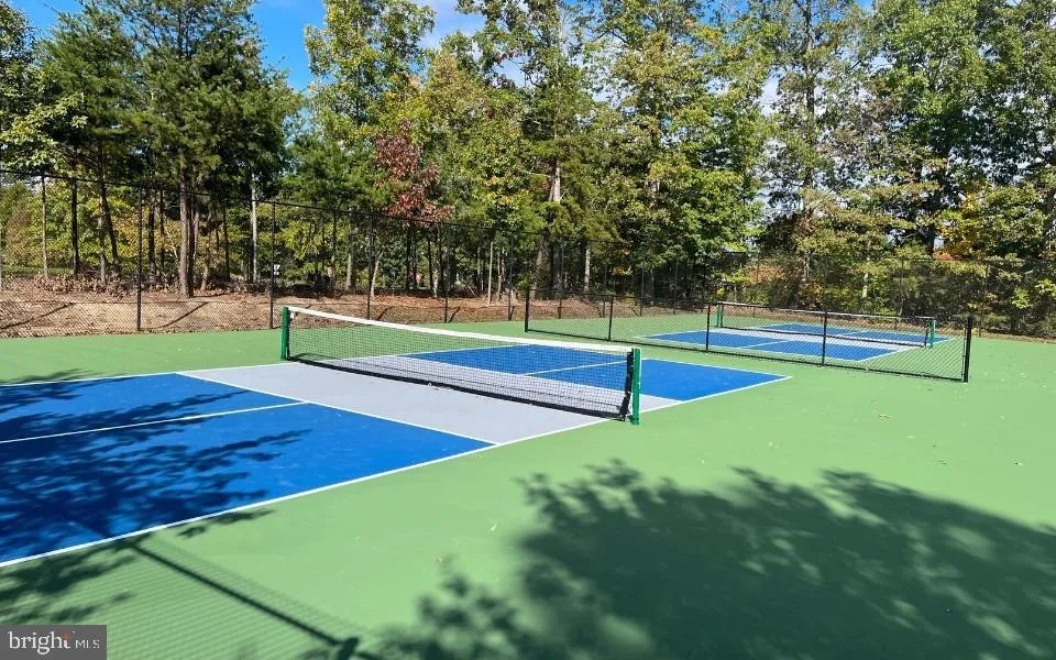 Bristow, Virginia 20136, United States, 4 Bedrooms Bedrooms, ,3 BathroomsBathrooms,Residential,Contingent,102603