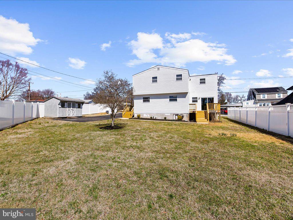 CARVEL BEACH - Residential