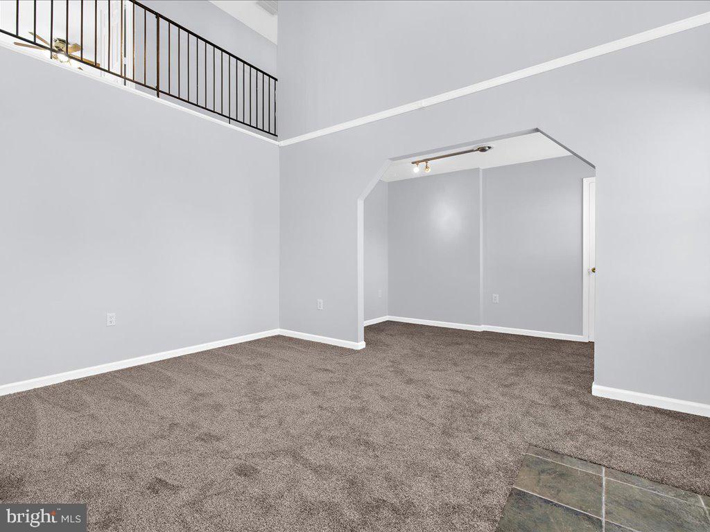 CARVEL BEACH - Residential