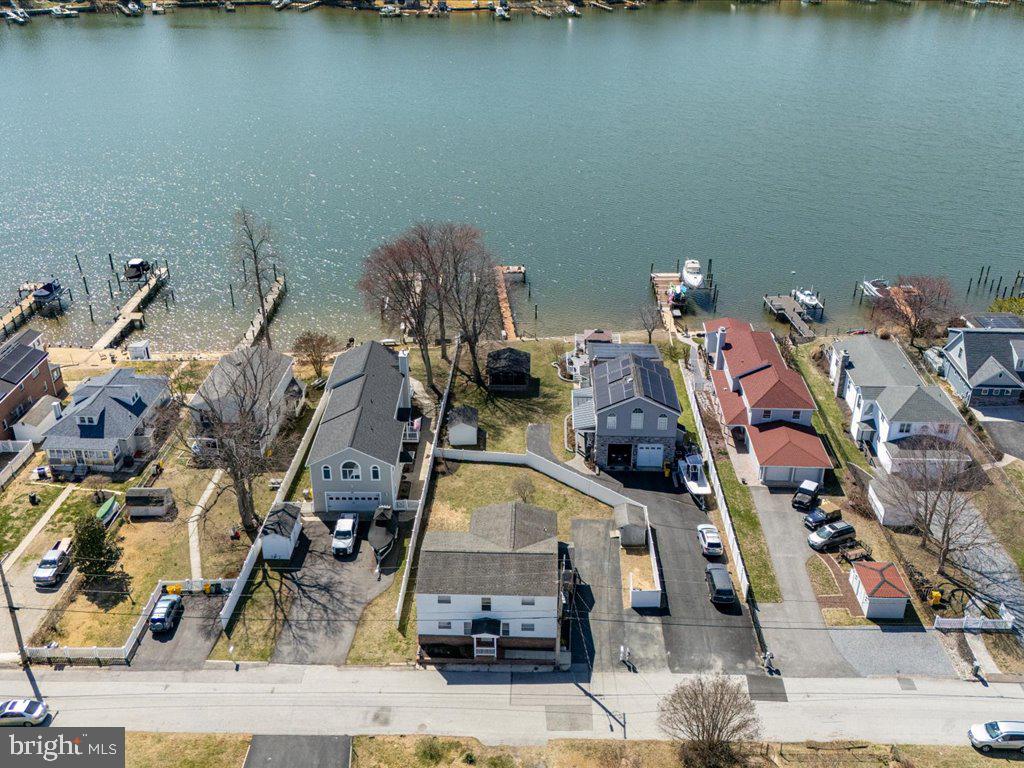 CARVEL BEACH - Residential