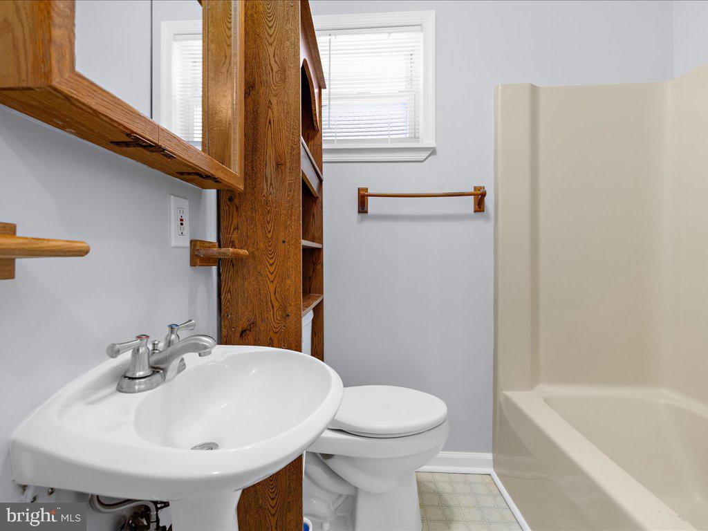 CARVEL BEACH - Residential