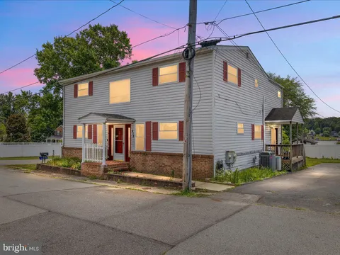 408 Carvel Beach Rd, Baltimore, MD MLS: MDAA2108886