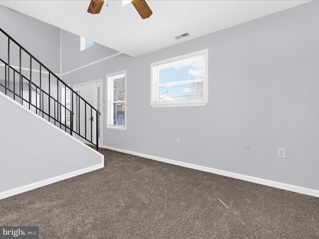 CARVEL BEACH - Residential