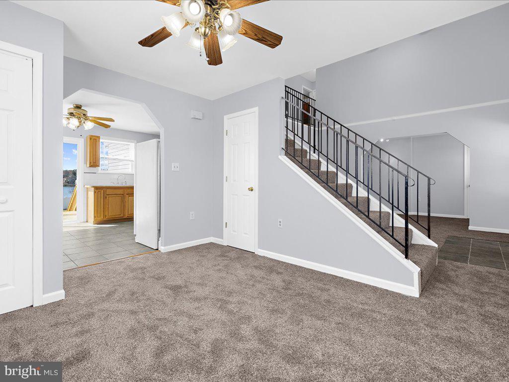 CARVEL BEACH - Residential