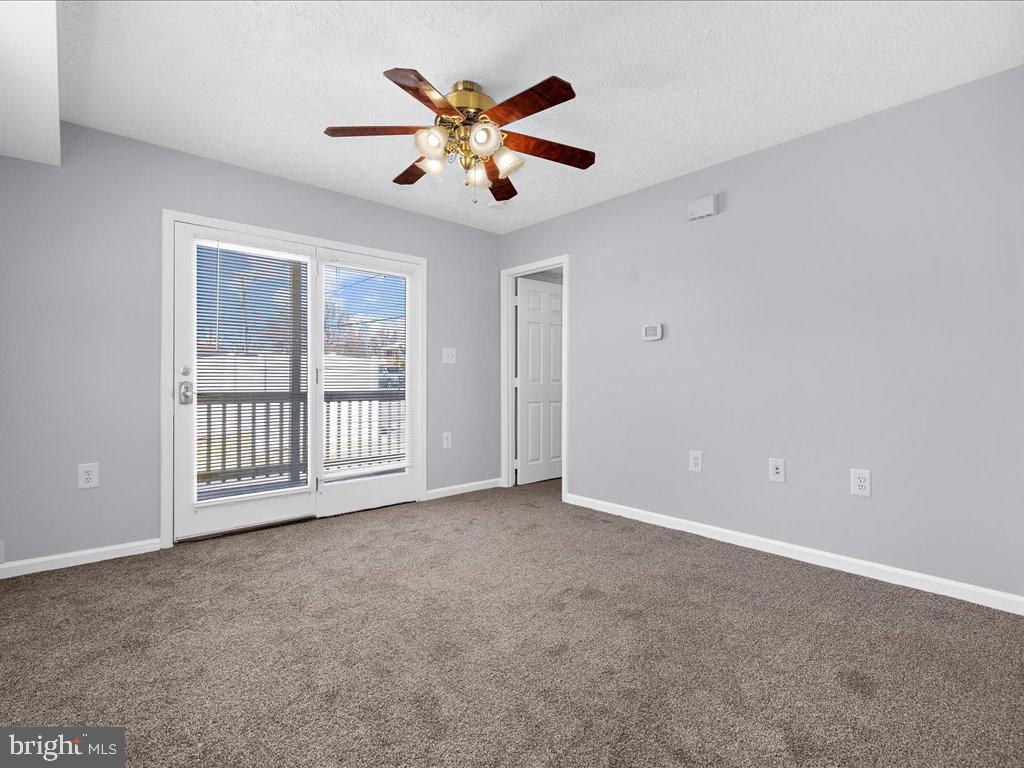 CARVEL BEACH - Residential