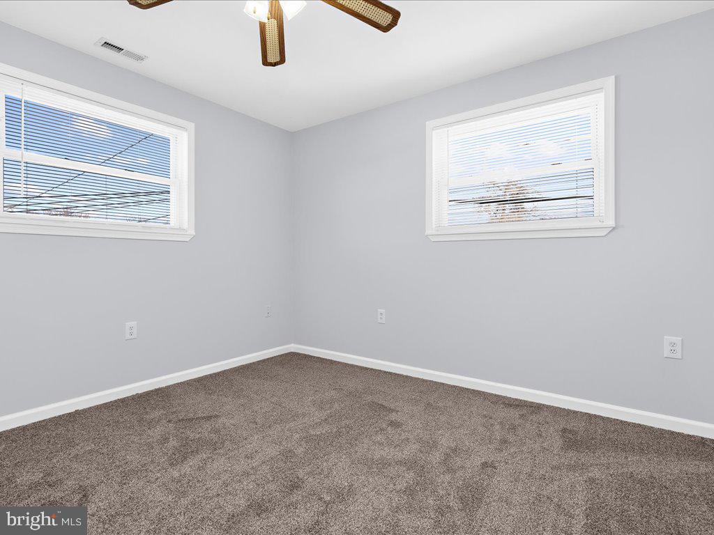 CARVEL BEACH - Residential