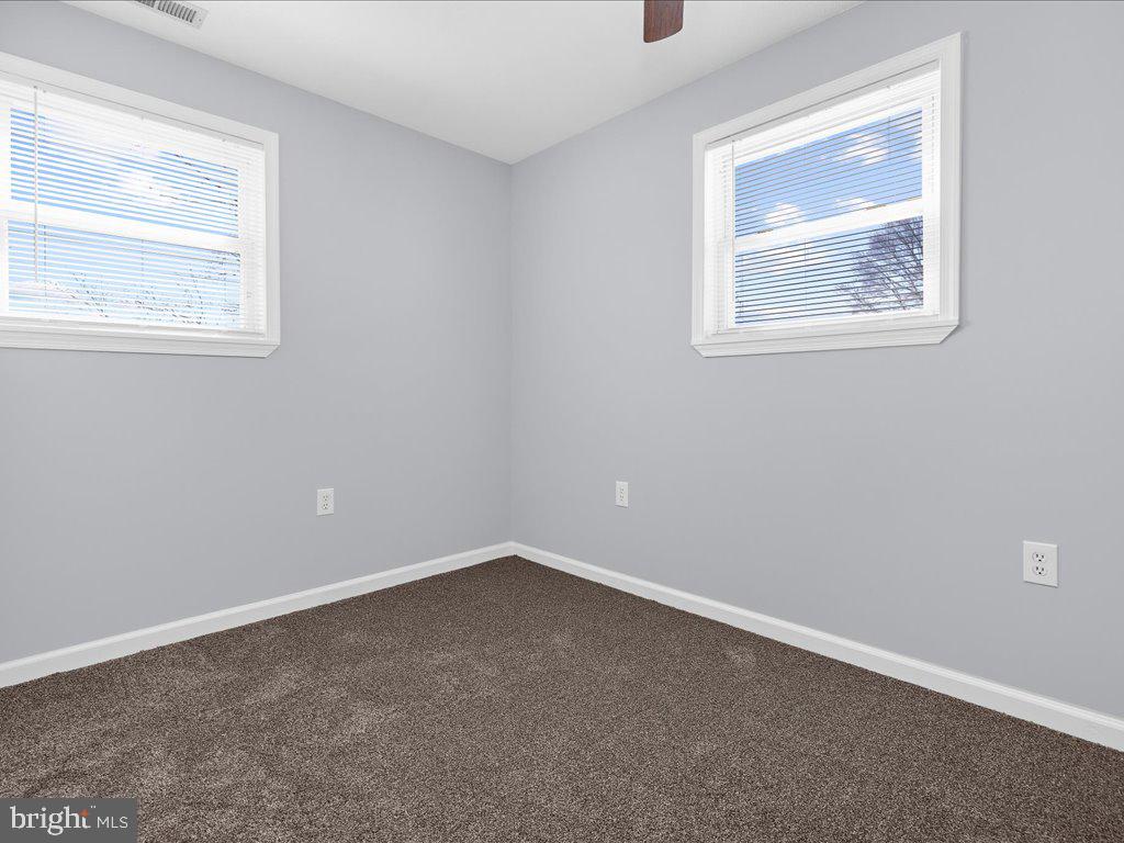 CARVEL BEACH - Residential