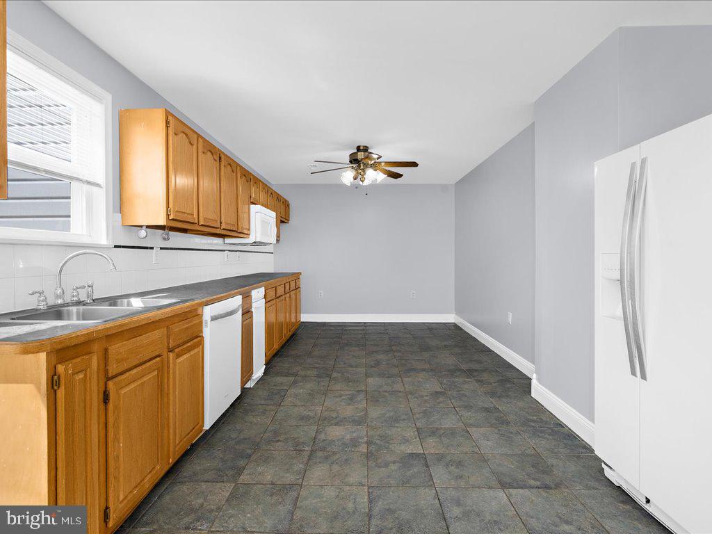 CARVEL BEACH - Residential